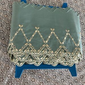 Vintage Elegant Green and Gold Embroidered Fabric trim/border